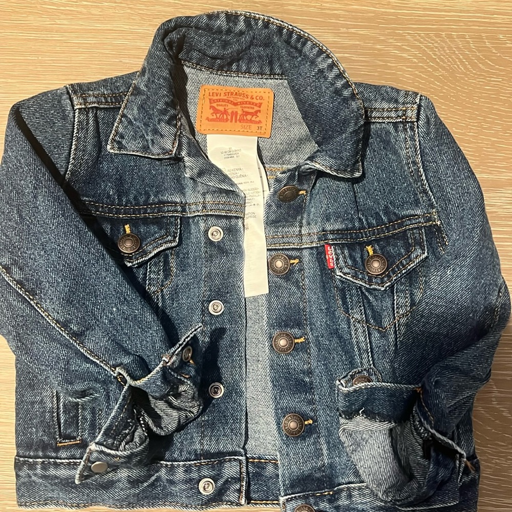 3T Levi’s Jean jacket